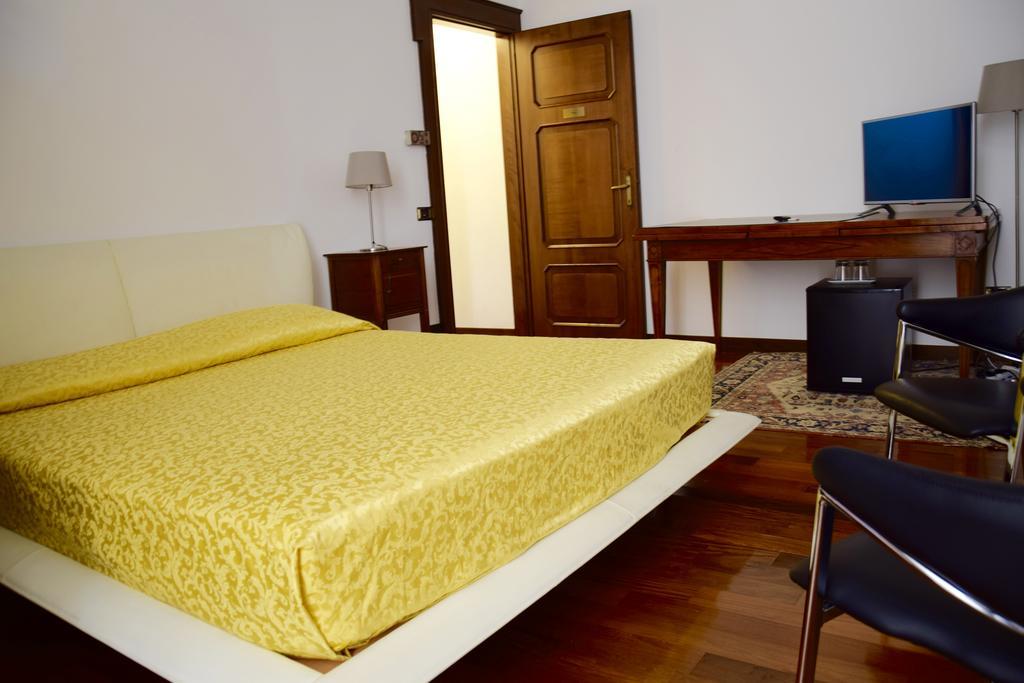 Ball Apartments Loc 04163 Verona Szoba fotó